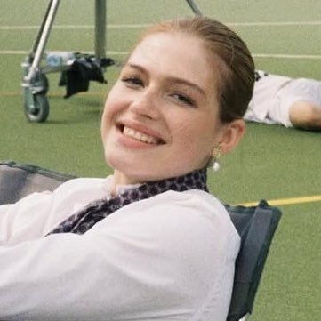 ilsolenelbuio's profile picture. I love F1, books, good music and tv series. mv1!!