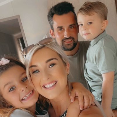 Rhuri_1870's profile picture. Lauren Jorgie & Ralphie 👨‍👩‍👧‍👦🏴󠁧󠁢󠁳󠁣󠁴󠁿