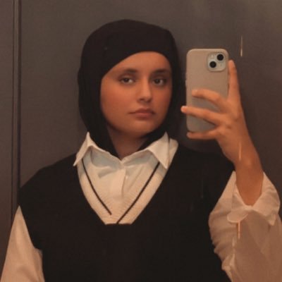 Hebafoxvol1's profile picture. عبط احنا عبط ؟ Health informatics / psychology student , yes I’m gonna have two degrees 😎 i also write poems و هيك.