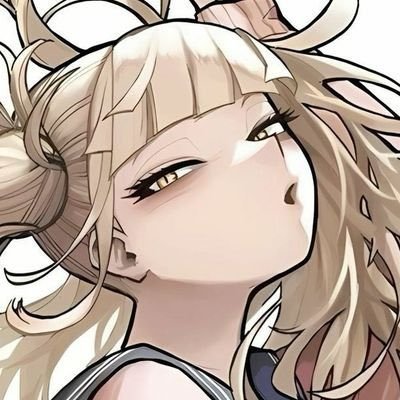 TeenyTinyToga's profile picture. Your favorite little mosquito ♥️🩸