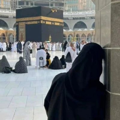 A_fatima72's profile picture. believer | Merciful servant | Medical student | @gio | Writer | 
passionate to serve Ummah!