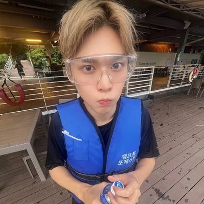 lahikicaca's profile picture. #ateez #aespa #seventeen #p1harmony #riize                  
she/her | 06L | ENFP | ✨🐯🚩