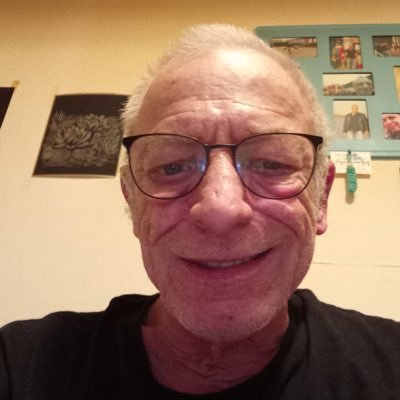 Lindaallis20570's profile picture. 