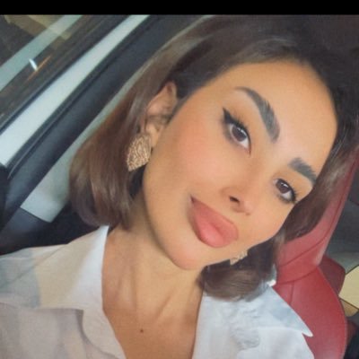 monieraah's profile picture. J'apprends le français à l'Université du Koweït et j’aime jouer du piano 🎹🎼🇰🇼🇵🇸🇫🇷❌✉️❌