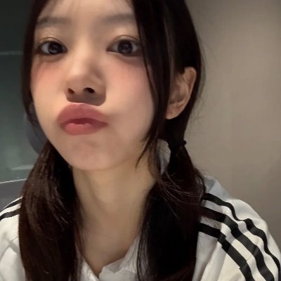 seolfz's profile picture. i ❤️ #성현