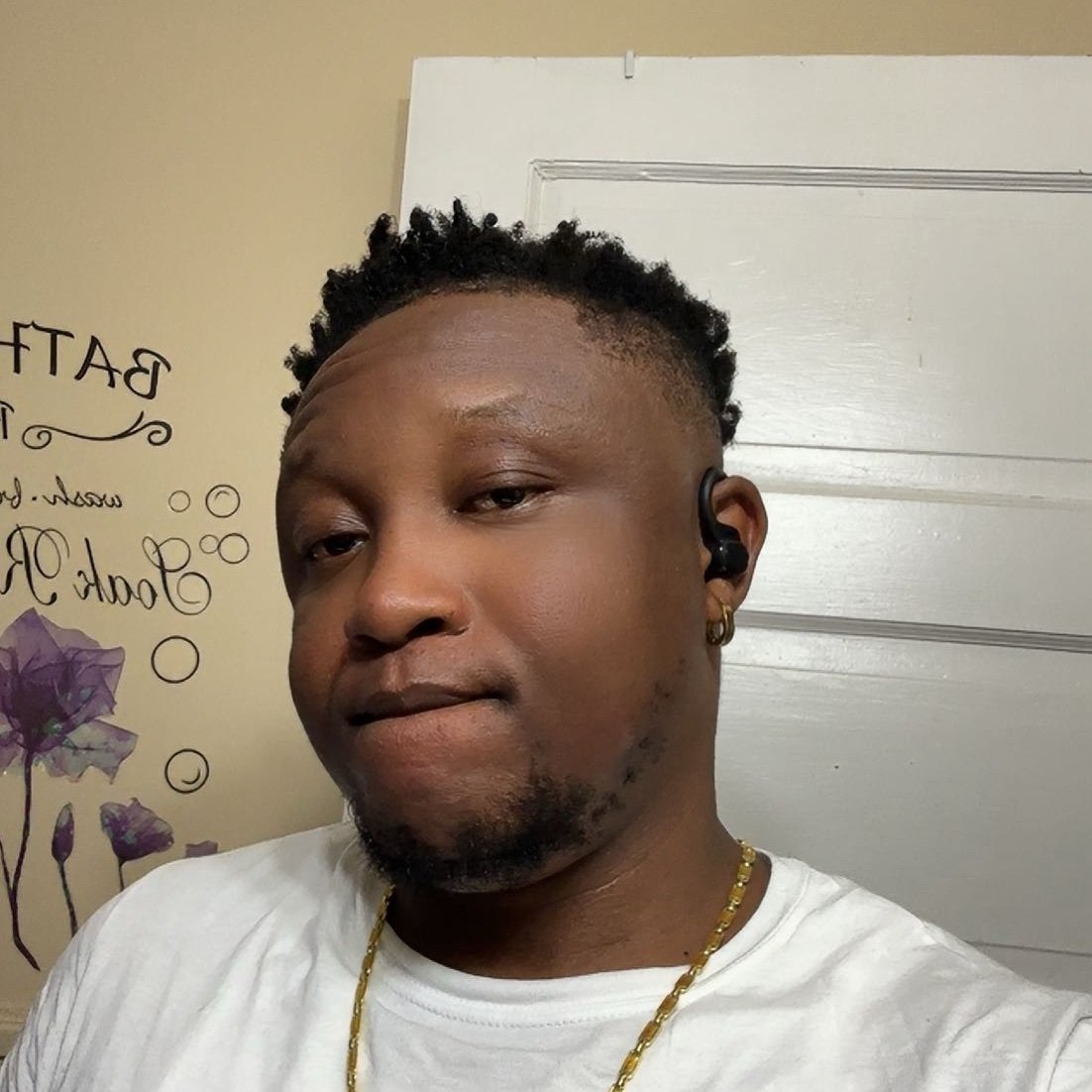 NimeneJuwle's profile picture. 