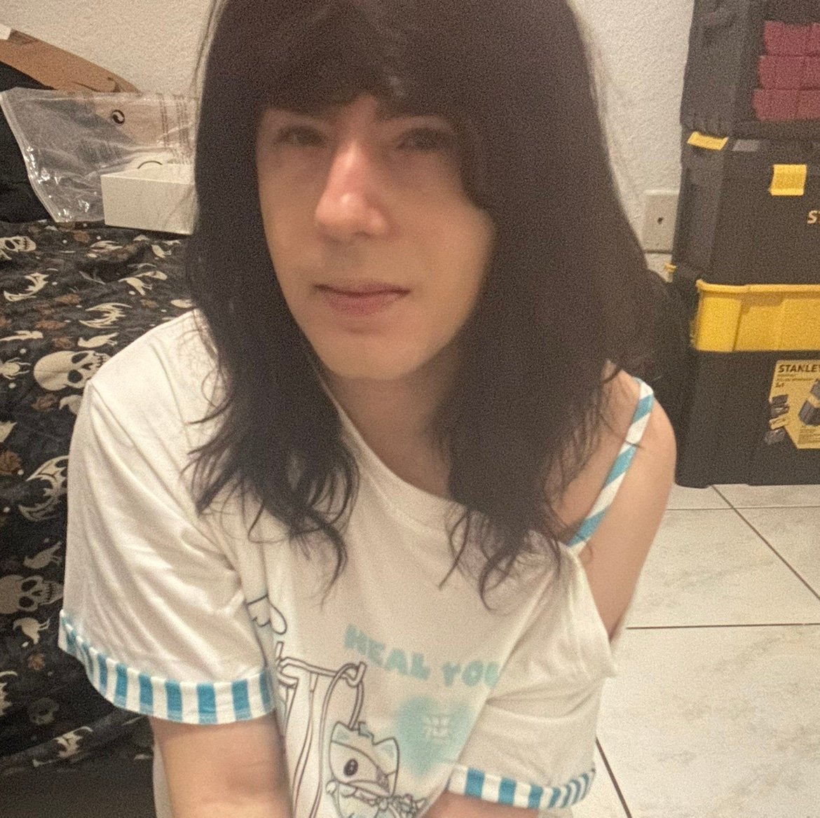 sis_nikky's profile picture. hey Im Nikky, im just starting my transition, its been fun so far please don’t judge me to harshly.