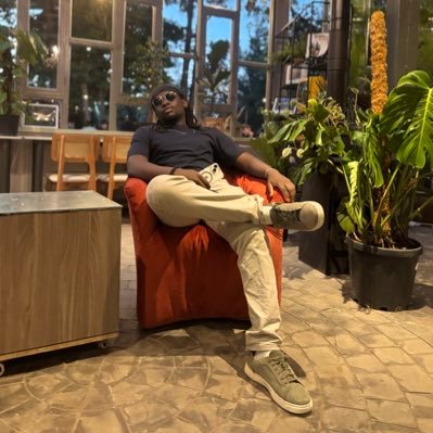 kumbu_dev's profile picture. Software Engineer | Really just tryna build stuff that makes a difference