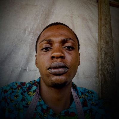 Cruzboi23's profile picture. Username CruzBol