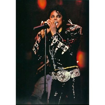 babygirl29757's profile picture. LOVE is something you have in your heart, something you wanna share with the world without asking NOTHING in return ~ LB