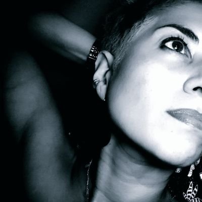 Quest_ce_que_C's profile picture. 'A tourist is someone who thinks of going home the moment they arrive...a traveller might not come back at all'_ Fashion,food,film,Jazz🍰a Greek abroad