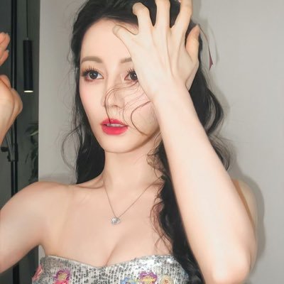 vestadilrabax's profile picture. 𐄉 𓈒 ᱸ ₊𖠵𓎭͙╸˚𓈒 ✿🦄 𓈒˚ ᚐˑ͙˳ ✧@linghebombx ’s 🖤 𓈒˚╺̟ガイ＊ 𓈒˚ ᚐˑ͙˳ 🍊╸̟˚𓈒 ᐩ지아╸̟˚𓈒 ! ྀི＊リ╸̟˚𓈒 🍯、˚𓈒 ＊メイ╸̟˚𓈒 빙╸̟˚𓈒 ✿🪁 𓈒˚ ᚐˑ͙˳ @levilinghex🏖️ 𓈒 𐄉 ˼