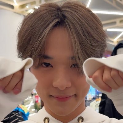 babebu_u's profile picture. ✮ always love ; @kkennatthapong ✮