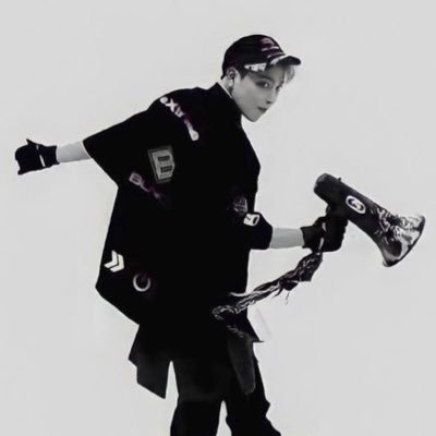 Redline_artnl's profile picture. -you can use my art just please give credit and do not use it for ai-