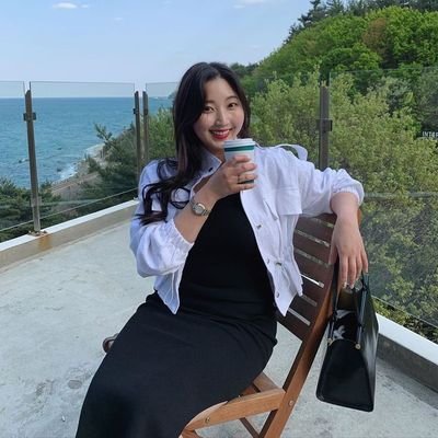 HAKU200389's profile picture. born in the Incheon South Korea and ready to shine ⭐🙏