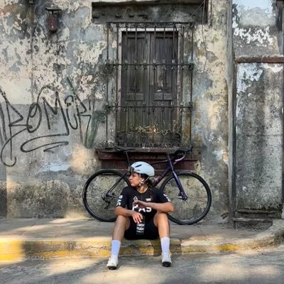 Claauwow's profile picture. Muppet. Personaje cómico y ficticio 🚲