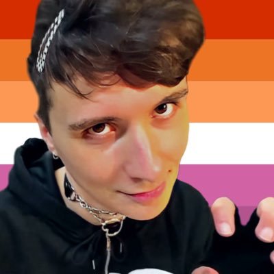 flowerisonfire's profile picture. legend says people get 20% gayer after having a conversation with me || 25 ||