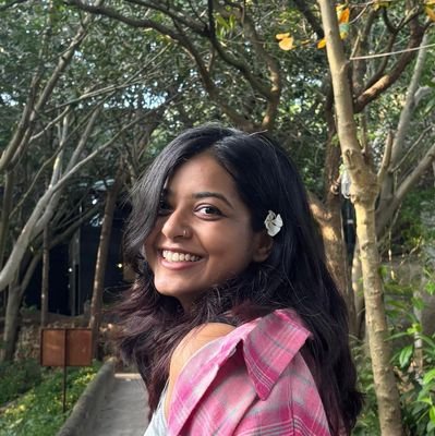 muskuraahattt's profile picture. I rant about my boring life then I write ads  |
Copywriter 📍meesho