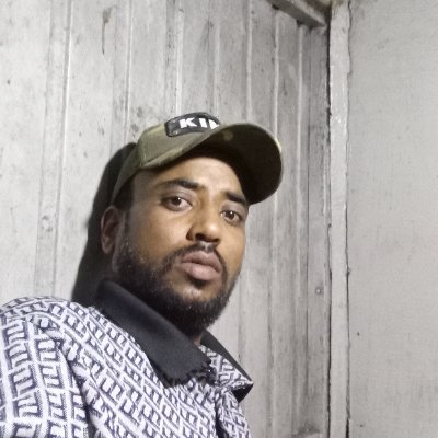 FujetaShif32877's profile picture. 