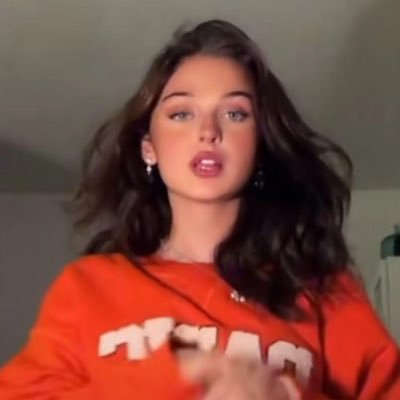 esra4I's profile picture. انا لنفسي قبل ان اكون لاحد