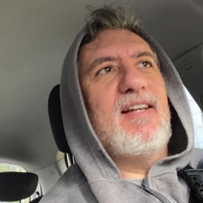 VagianosD's profile picture. Academic Proletarian! I ❤️ teaching, politics, debates, cinema, theatre, humor, life, ☘️, 🍺.