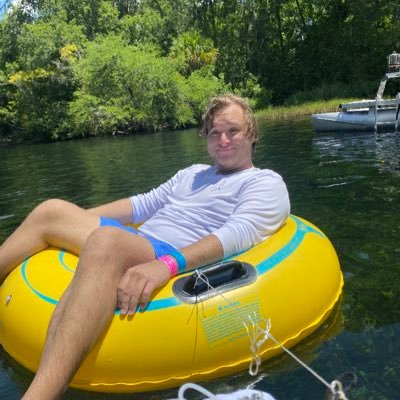 MHLogan8's profile picture. Law Student & Floridian. Philosopher & Foodie.