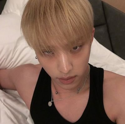 ratedgyul's profile picture. nsfw  |  dm to remove.