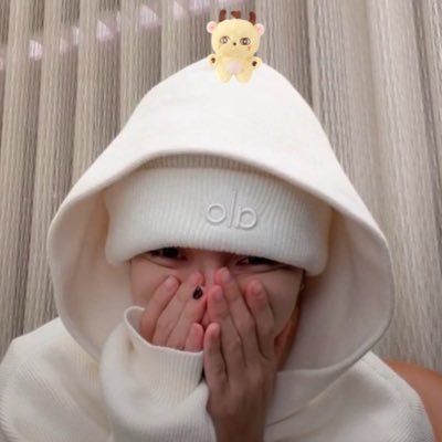 matzmoons's profile picture. #1 hongjoong in little gay hats enthusiast ⟡ shse pilled