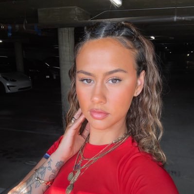 alaiaaa09's profile picture. Don't be scared to start over again.