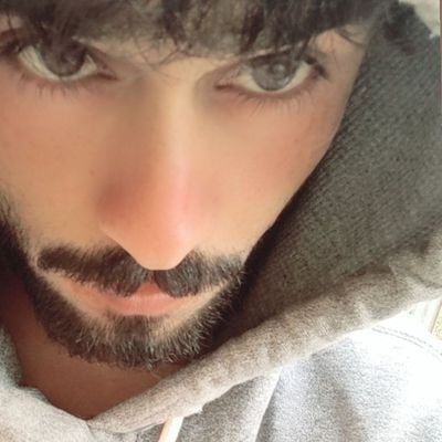 thorhu0's profile picture. high on nun chai ☕