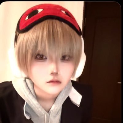 ohige_maru12's profile picture. 🔰/関東/18⬇️/無言フォロー失礼します/ 🌈🕒/twst/dcst/enst/刀/crsm