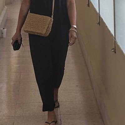 sarlianx's profile picture. 