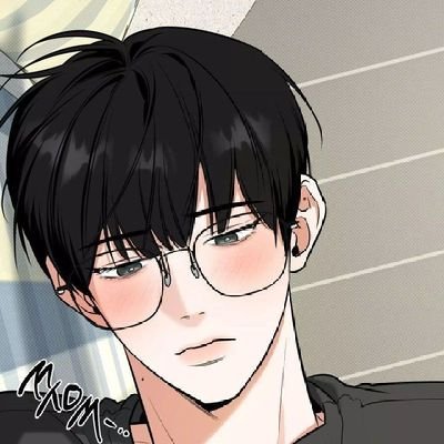 lululu7539's profile picture. bttm