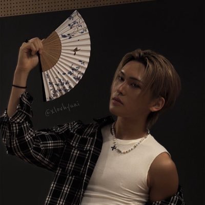 CALLCXS8's profile picture. Bibbidi ,Bobbidi, 👹BREAK THE WALL👹