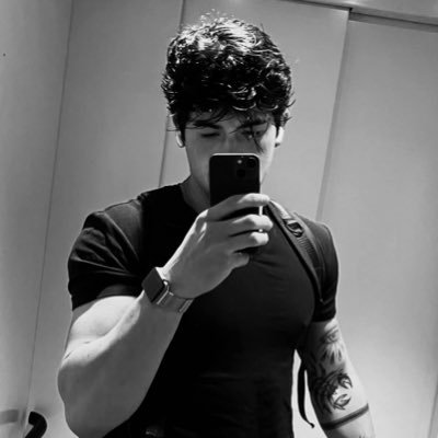 mzcowmule's profile picture. gabriel