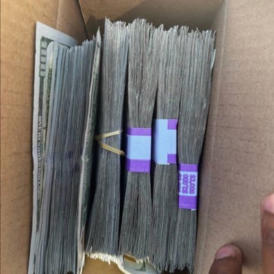 glazymdb's profile picture. got all verified updates and clones card selling hit dm for PayPal and cashapp transfer hmu if you tryna make the doe https://t.co/puLAcgXX9I