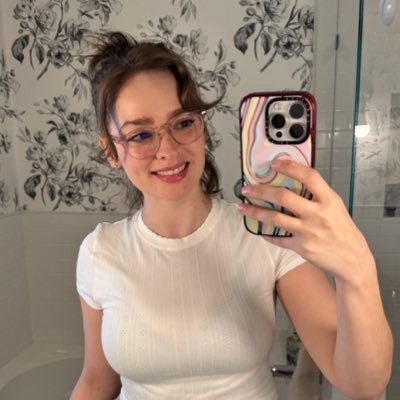 LakeLauren7094's profile picture. 