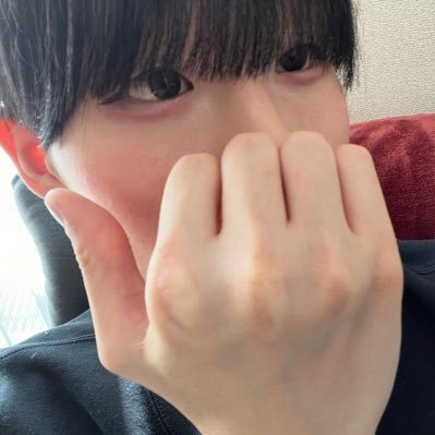 WbyiEs's profile picture. メイクしてますが可愛くないです