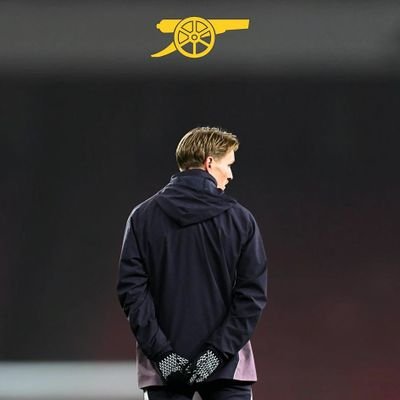 emmypeak14's profile picture. Arsenal fan,football lover, jovial and lovely