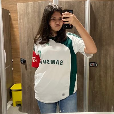 nataliasalmazi4's profile picture. alguém tem q ver isso aí