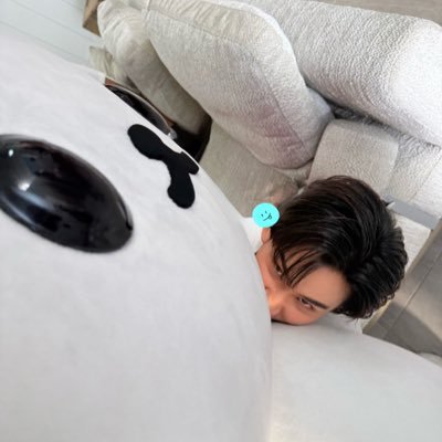 whitecamelliax's profile picture. 