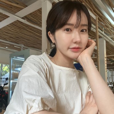 Juvai585629's profile picture. I create wealth and freedom through happiness, vitality, and self-love ☀️