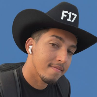 rikfazendeiro's profile picture. advogado da @anahi e comentarista de reality’s.