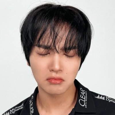 O__gus's profile picture. เก็บเงินไว้เลี้ยงพี่น้องดงๆ แต่ชอบพี่มาร์ค💚✨