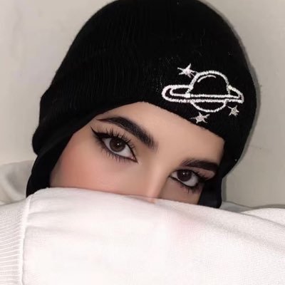 _AyaAshraf_'s profile picture. 