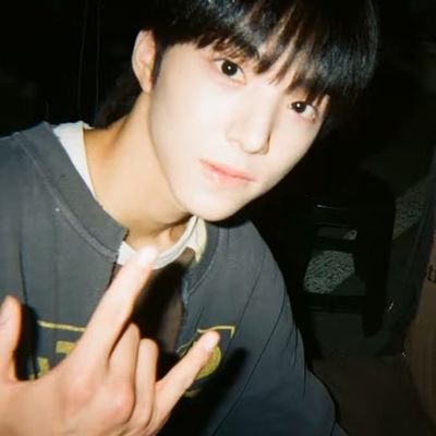 fairybbgum's profile picture. * ✧･ﾟ𖥻 l'amour de ma vie ; #NCTWISH ; #SMTR25 ; #ZEROBASEONE ; #RIIZE ; #BOYNEXTDOOR ; #YOUNGPOSSE ; #ALD1 ; #TRIPLES ; #TWS ; #STAYC ; #EVNNE ; #IDID ‹𝟹 🐈