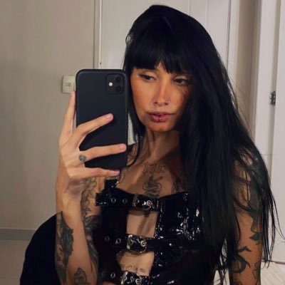 jsacchetto_'s profile picture. bem vindos ao meu delírio