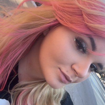 cherryredsam17's profile picture. Parxie 🔥🚒 25 DNI-18•priv @samafterdark17