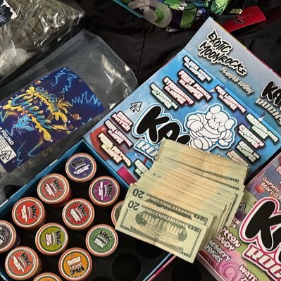 whoisjlow's profile picture. 