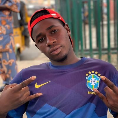 Iamdalton1dvuw's profile picture. Elon wan make I dea suck him prick buh na lie 😒